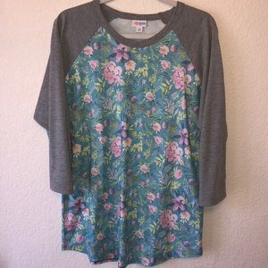 🌸Lularoe Randy Tee🌸